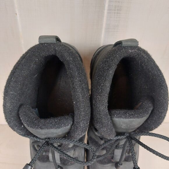 Cole Haan Men\'s 7.5 Made in Italy Black Hiking Boots Vibram Lug Sole Felt Lined